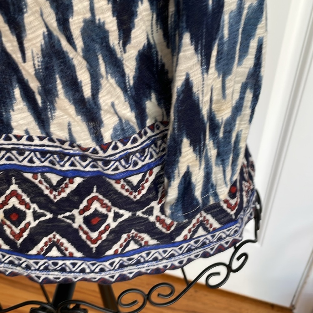Lucky Brand Blue and White Top - Picture 4 of 6
